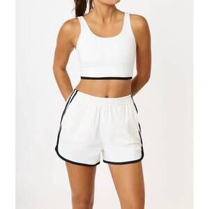 NEW CREAM YOGA genna bra top in white